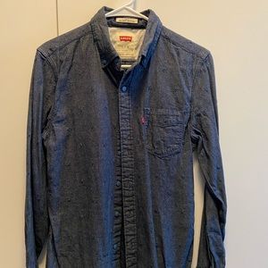 Levi’s long sleeve shirt